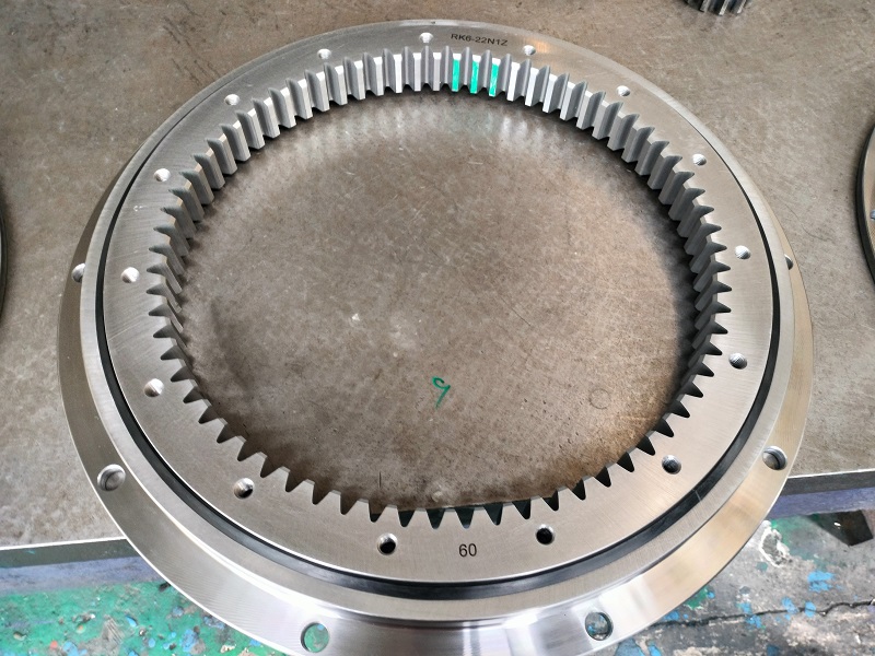Slewing bearing RK6-22N1Z with internal teeth 648*447*56mm